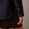 Lässiges Denim-Hemd mit Knopfleiste Lässiges Denim-Hemd mit Knopfleiste