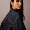 Lässiges Denim-Hemd mit Knopfleiste Lässiges Denim-Hemd mit Knopfleiste