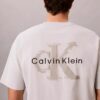 Lässiges T-Shirt mit Monologo-Grafik im Used-Look Lässiges T-Shirt mit Monologo-Grafik im Used-Look