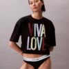 Marc Hundley Pride Viva Love Kurzes, locker sitzendes T-Shirt