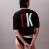 Marc Hundley Pride Viva Love Kurzes, locker sitzendes T-Shirt