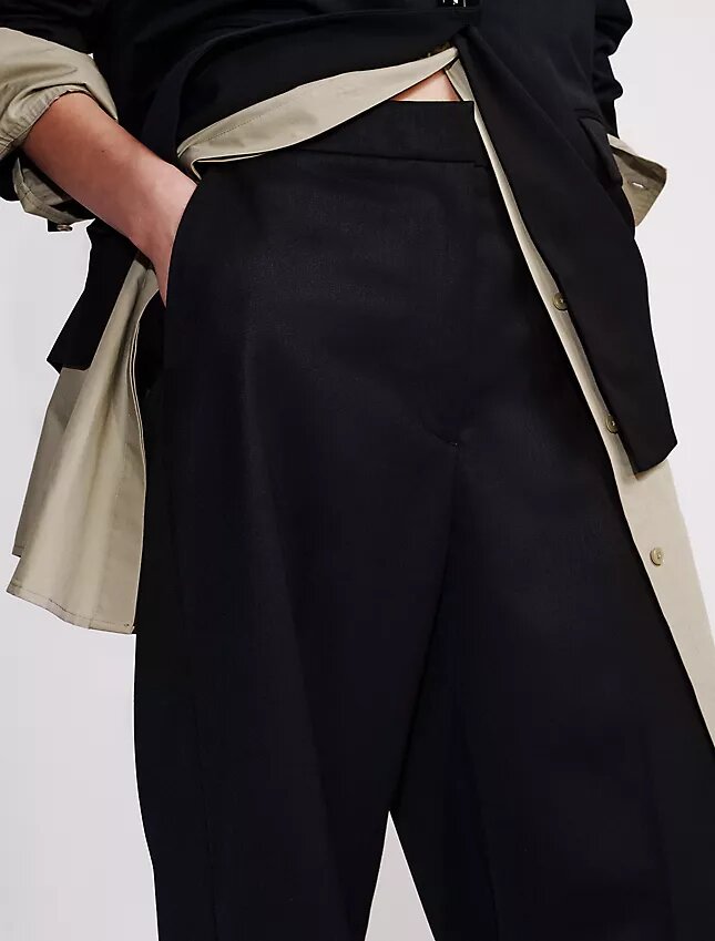 Maßgeschneiderte Hose aus Wollmischung Maßgeschneiderte Hose aus Wollmischung