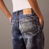Maßgeschneiderte Hose mit Denim-Print Maßgeschneiderte Hose mit Denim-Print