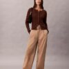 Maßgeschneiderte Hose mit Gürtel
