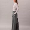 Maßgeschneiderte Hose mit Gürtel