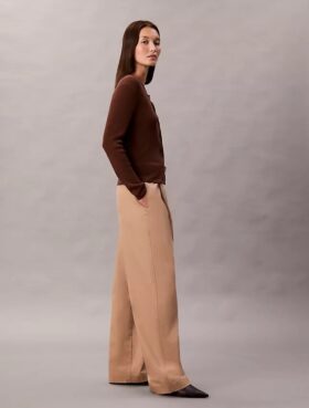 Maßgeschneiderte Hose mit Gürtel