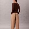 Maßgeschneiderte Hose mit Gürtel