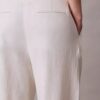 Maßgeschneiderte Hose mit weitem Bein aus Leinenmischung Maßgeschneiderte Hose mit weitem Bein aus Leinenmischung