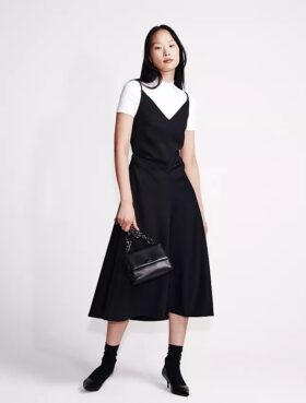 Maßgeschneidertes Kleid aus Wollmischung