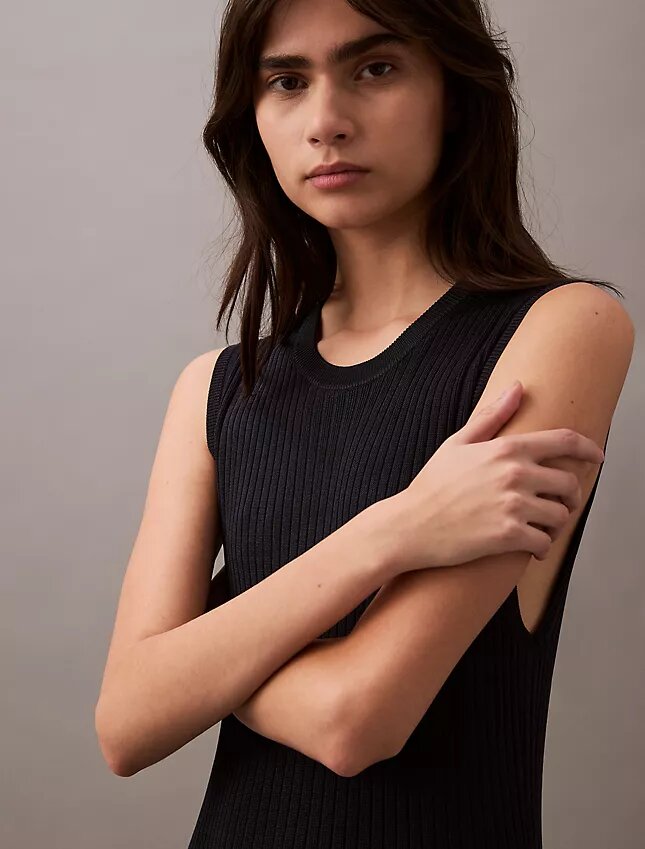 Maxikleid aus Viskose-Rippstrick Maxikleid aus Viskose-Rippstrick
