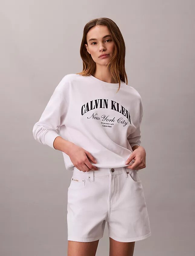 Midi-Denim-Jeansshorts mit hoher Taille Midi-Denim-Jeansshorts mit hoher Taille