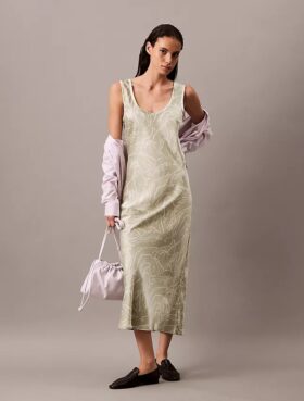 Midi-Kleid mit Crushed-Satin-Print
