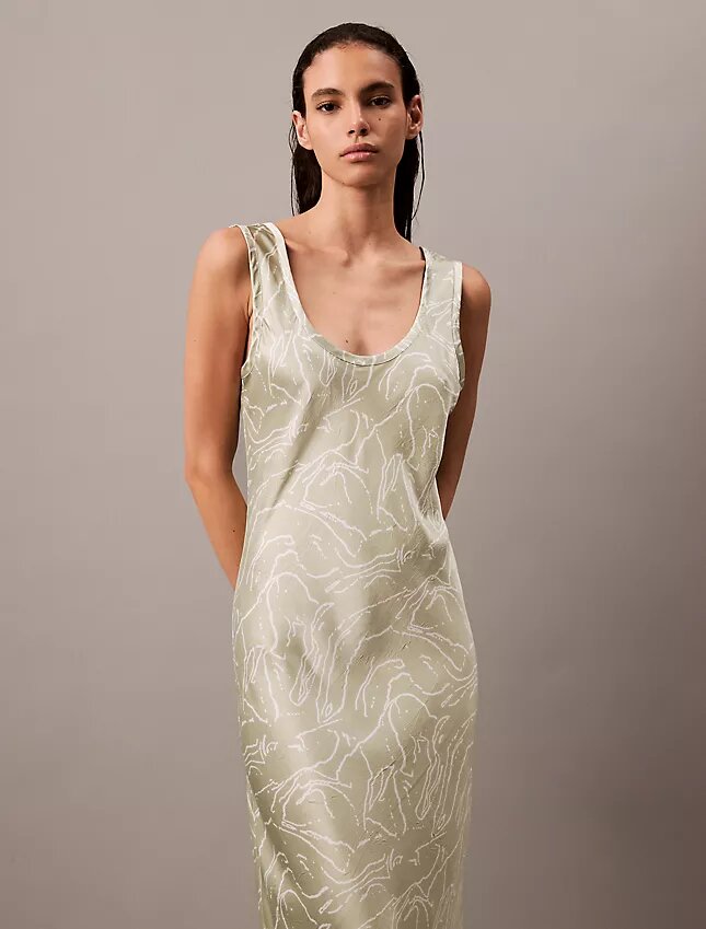 Midi-Kleid mit Crushed-Satin-Print Midi-Kleid mit Crushed-Satin-Print