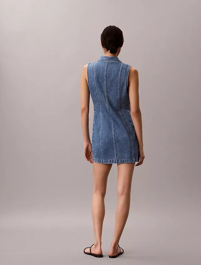 Mini-Kleid mit Denim-Nähten Mini-Kleid mit Denim-Nähten