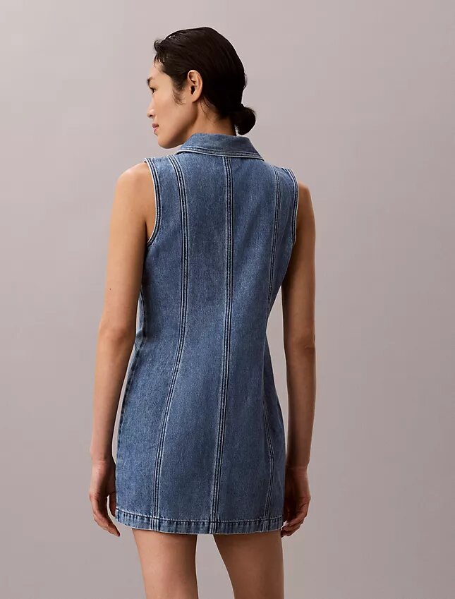 Mini-Kleid mit Denim-Nähten Mini-Kleid mit Denim-Nähten