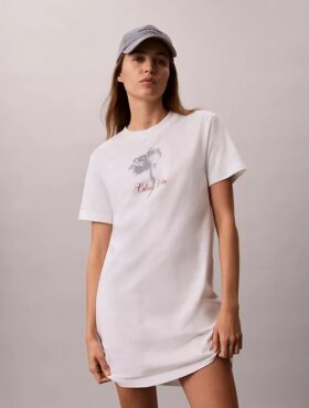 Mini-T-Shirt-Kleid mit Blumenprint Mini-T-Shirt-Kleid mit Blumenprint
