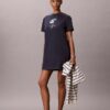 Mini-T-Shirt-Kleid mit Blumenprint Mini-T-Shirt-Kleid mit Blumenprint