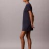 Mini-T-Shirt-Kleid mit Blumenprint Mini-T-Shirt-Kleid mit Blumenprint