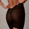 Minimalistische Boyshorts mit tiefem Rückenausschnitt aus Mesh