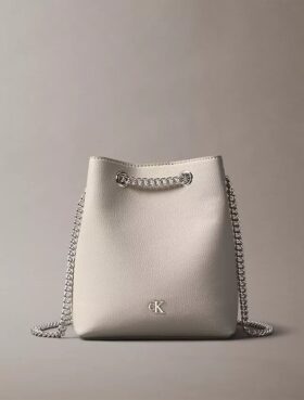 Minimalistische Monogram-Beuteltasche
