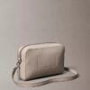 Minimalistische Monogram-Handytasche
