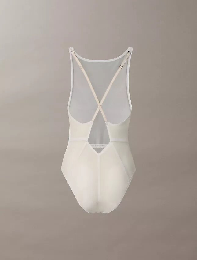 Minimalistischer Shapewear-Body aus Mesh Minimalistischer Shapewear-Body aus Mesh