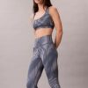 Moderne 7/8-Leggings mit Sportprint und hoher Taille Moderne 7/8-Leggings mit Sportprint und hoher Taille