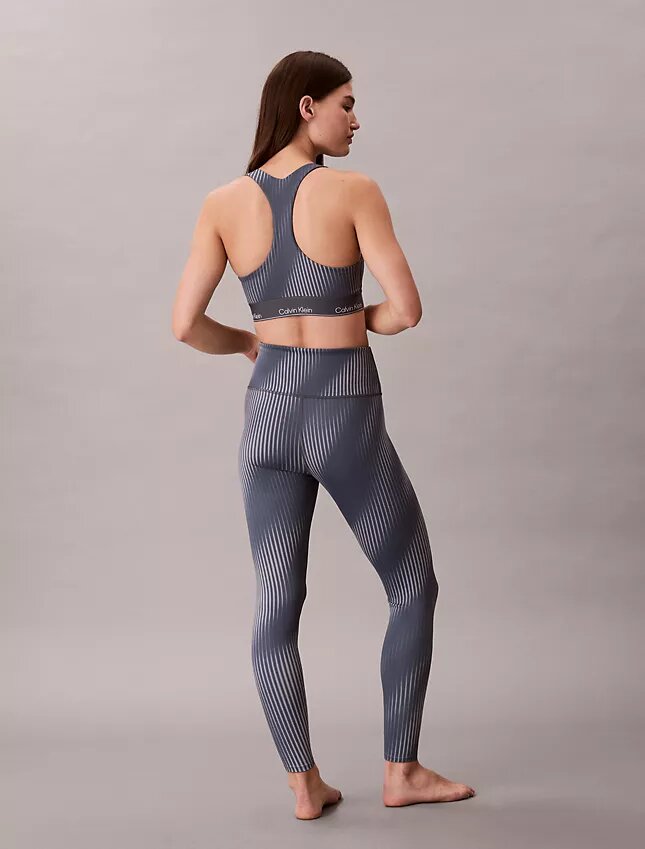 Moderne 7/8-Leggings mit Sportprint und hoher Taille Moderne 7/8-Leggings mit Sportprint und hoher Taille