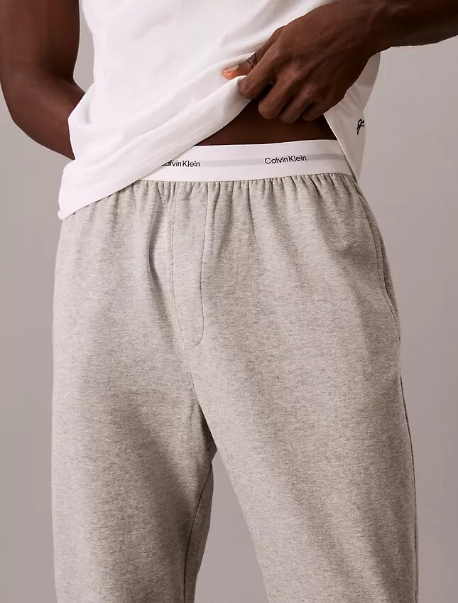 Moderne Jogginghose aus Frottee Moderne Jogginghose aus Frottee