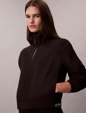 Moderne Sport-Windjacke