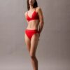 Moderner Bikini-Slip mit Logo als Unterteil