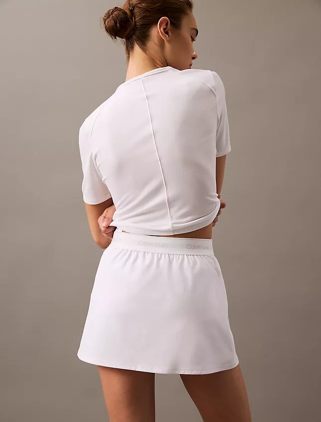 Moderner Sport-Skort Moderner Sport-Skort