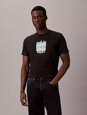 Modernes Calvin Klein T-Shirt mit grafischem Logo