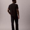 Modernes Calvin Klein T-Shirt mit grafischem Logo Modernes Calvin Klein T-Shirt mit grafischem Logo