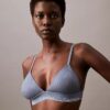 Modernes, leicht gefüttertes Triangel-Bralette aus Spitze