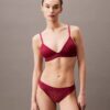 Modernes, leicht gefüttertes Triangel-Bralette aus Spitze