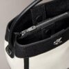 Monogram Canvas Beuteltasche