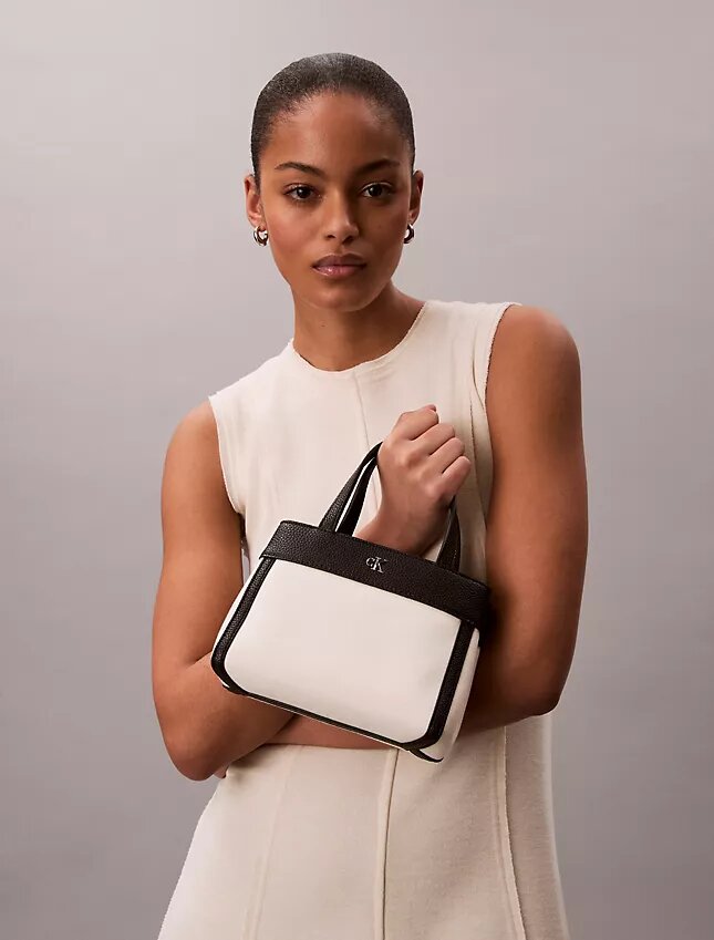 Monogram Canvas Mini-Tote-Umhängetasche Monogram Canvas Mini-Tote-Umhängetasche
