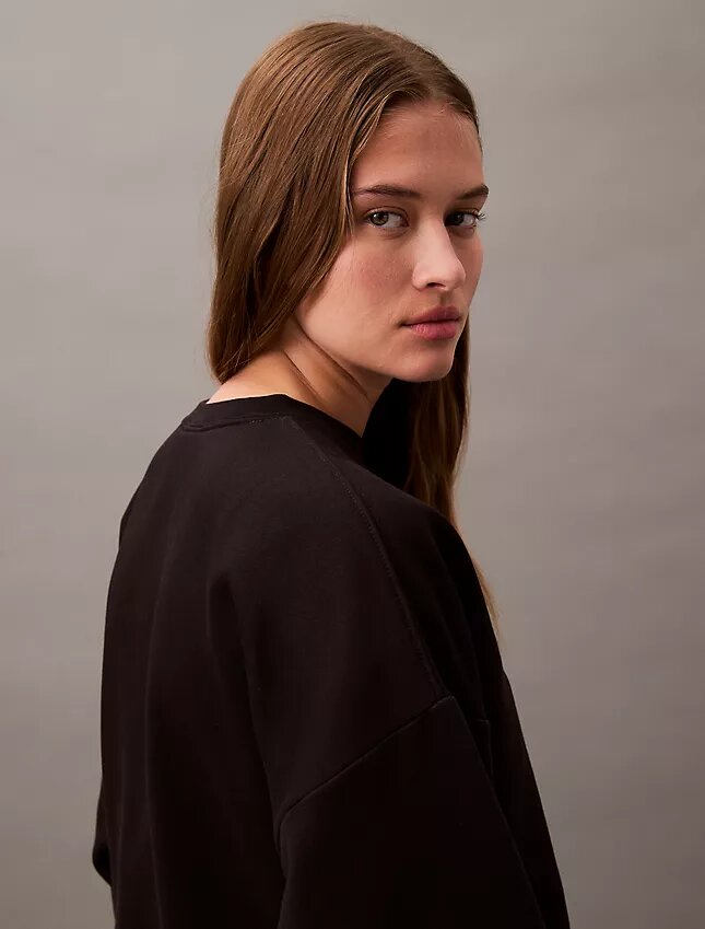 Monogram-Fleece-Sweatshirt in verkürzter Länge Monogram-Fleece-Sweatshirt in verkürzter Länge