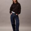 Monogram-Fleece-Sweatshirt in verkürzter Länge Monogram-Fleece-Sweatshirt in verkürzter Länge