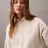 Monogram-Fleece-Sweatshirt in verkürzter Länge Monogram-Fleece-Sweatshirt in verkürzter Länge