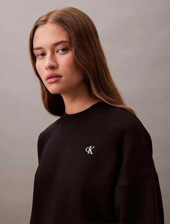 Monogram-Fleece-Sweatshirt in verkürzter Länge Monogram-Fleece-Sweatshirt in verkürzter Länge