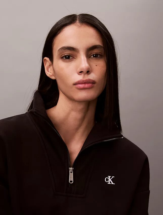 Monogram Fleece-Sweatshirt mit Viertelreißverschluss Monogram Fleece-Sweatshirt mit Viertelreißverschluss