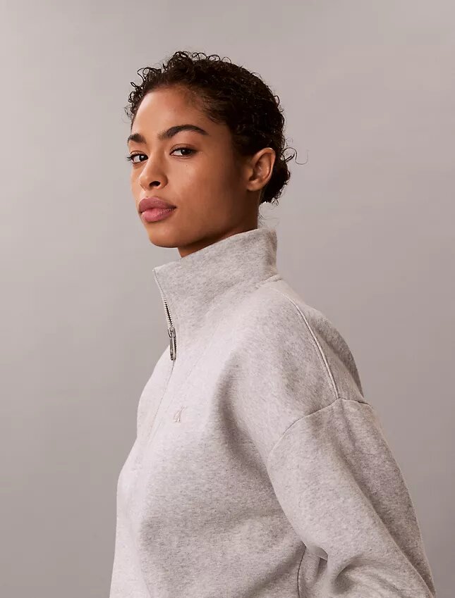 Monogram Fleece-Sweatshirt mit Viertelreißverschluss Monogram Fleece-Sweatshirt mit Viertelreißverschluss
