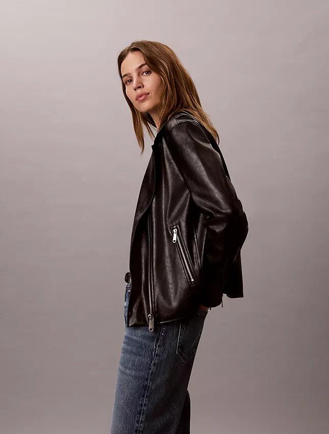 Motorradjacke aus Kunstleder Motorradjacke aus Kunstleder
