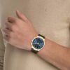 Multifunktionale Uhr mit Lederarmband