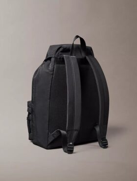Nylon-Rucksack mit Klappe