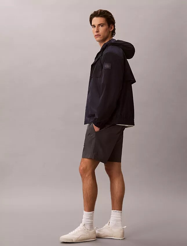 Nylon-Shorts mit Monogram zum Hineinschlüpfen Nylon-Shorts mit Monogram zum Hineinschlüpfen