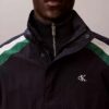 Nylon-Trainingsjacke mit Farbblöcken
