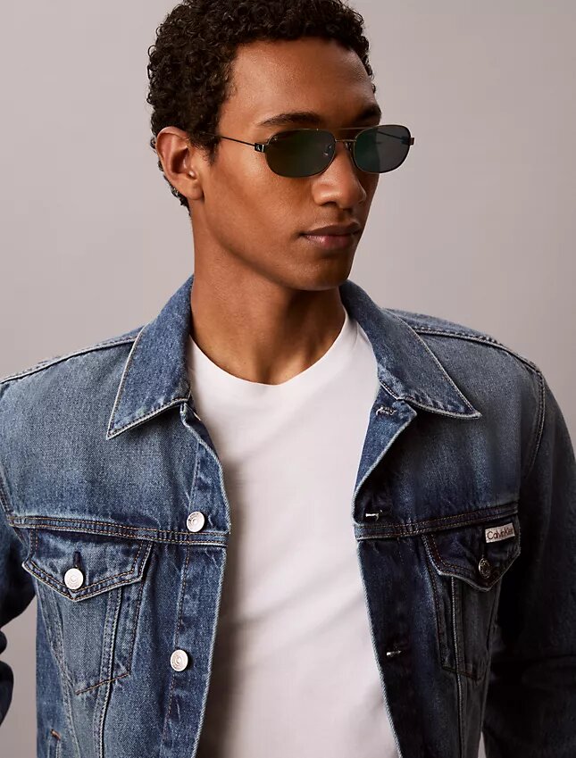 Ovale Sonnenbrille aus Metall Ovale Sonnenbrille aus Metall